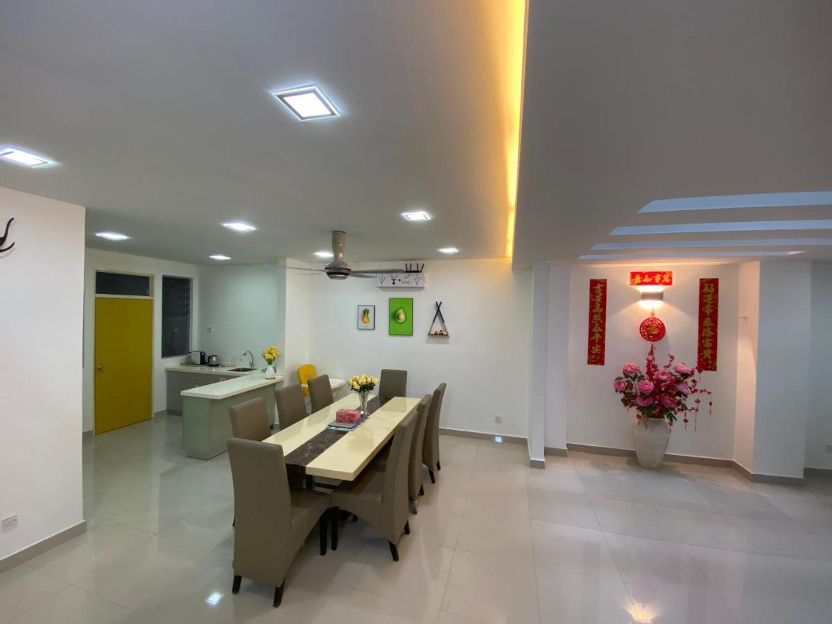 Entire Residential Home•Jia Residences Bkt Serdang沙登温暖的家 スリ・カンバンガン エクステリア 写真