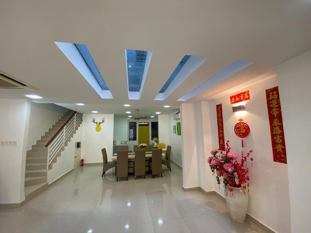 Entire Residential Home•Jia Residences Bkt Serdang沙登温暖的家 スリ・カンバンガン エクステリア 写真
