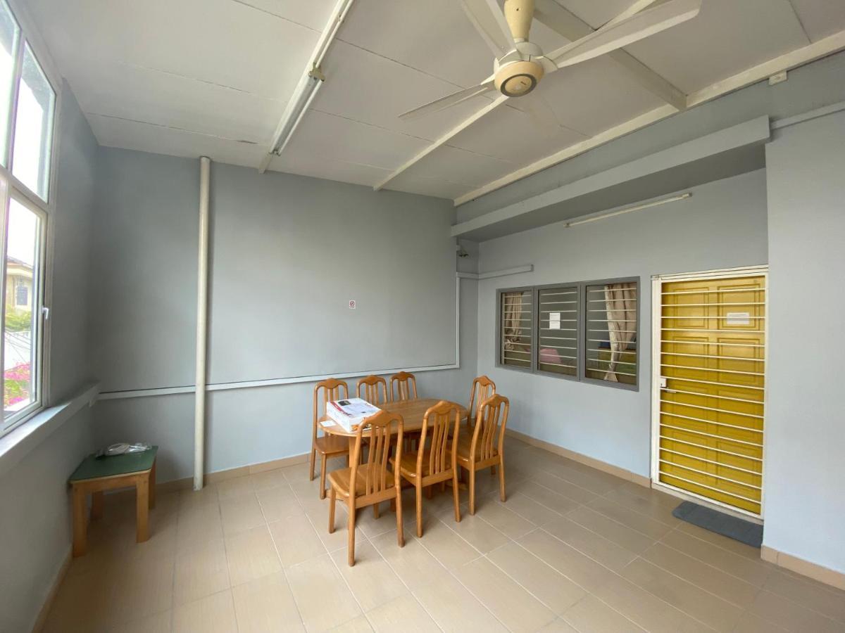 Entire Residential Home•Jia Residences Bkt Serdang沙登温暖的家 スリ・カンバンガン エクステリア 写真