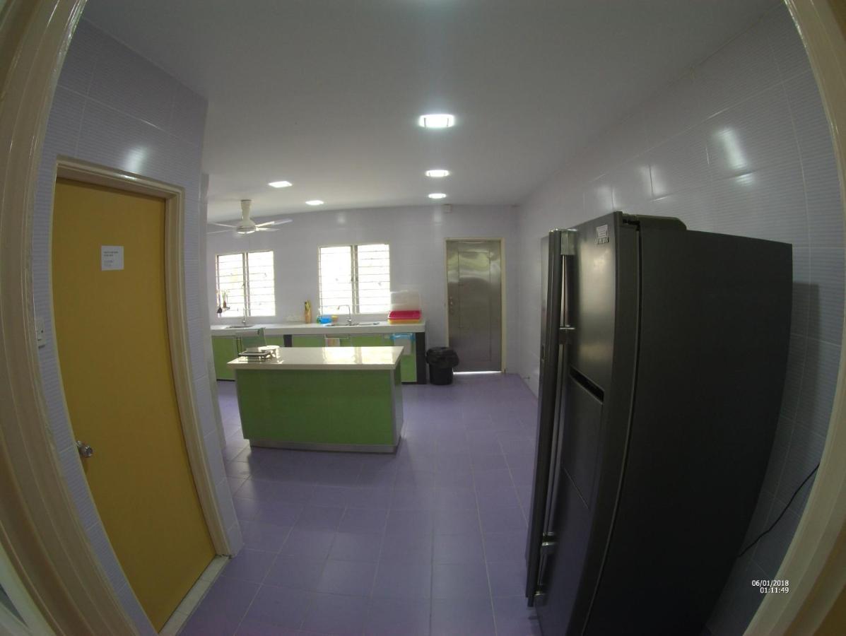 Entire Residential Home•Jia Residences Bkt Serdang沙登温暖的家 スリ・カンバンガン エクステリア 写真