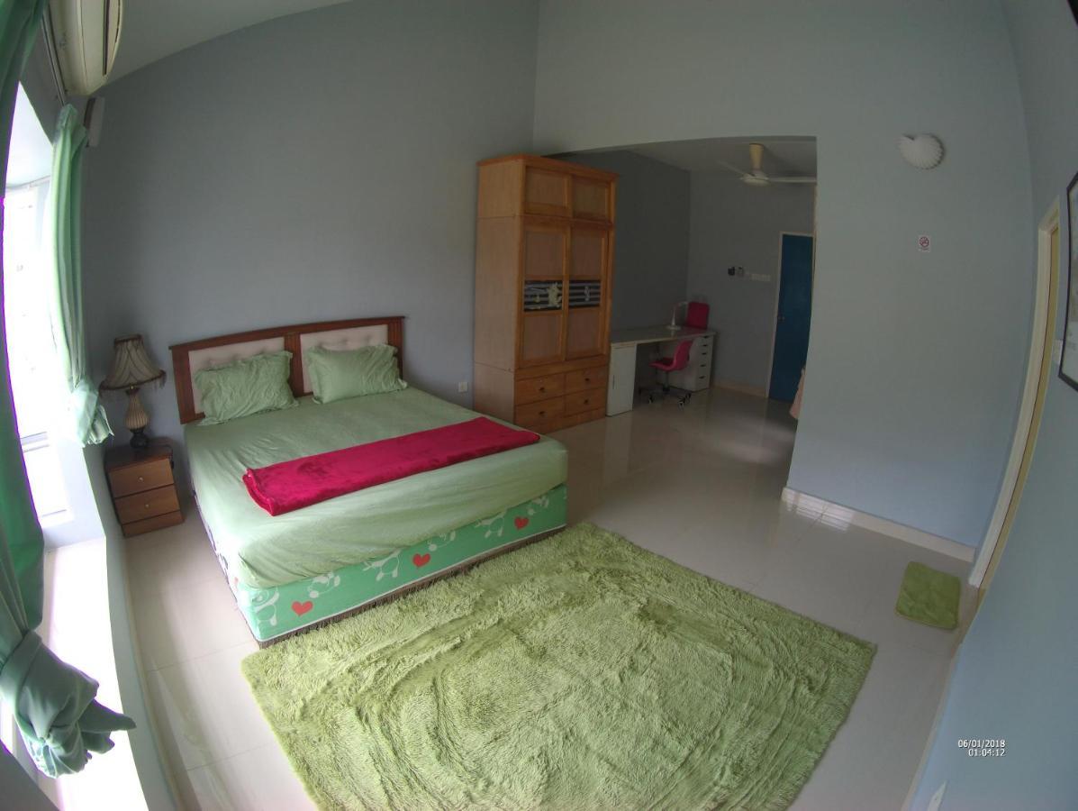 Entire Residential Home•Jia Residences Bkt Serdang沙登温暖的家 スリ・カンバンガン エクステリア 写真