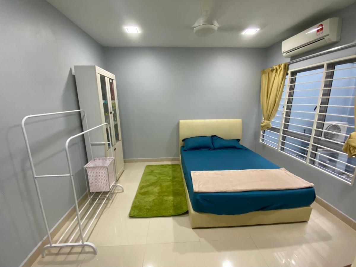 Entire Residential Home•Jia Residences Bkt Serdang沙登温暖的家 スリ・カンバンガン エクステリア 写真