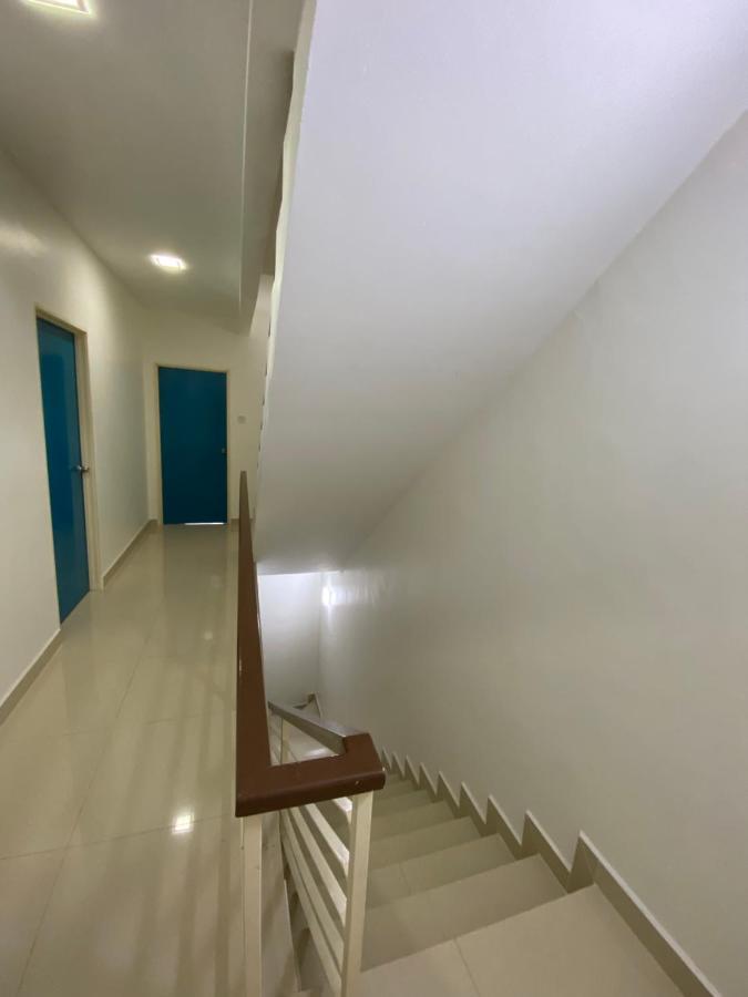 Entire Residential Home•Jia Residences Bkt Serdang沙登温暖的家 スリ・カンバンガン エクステリア 写真