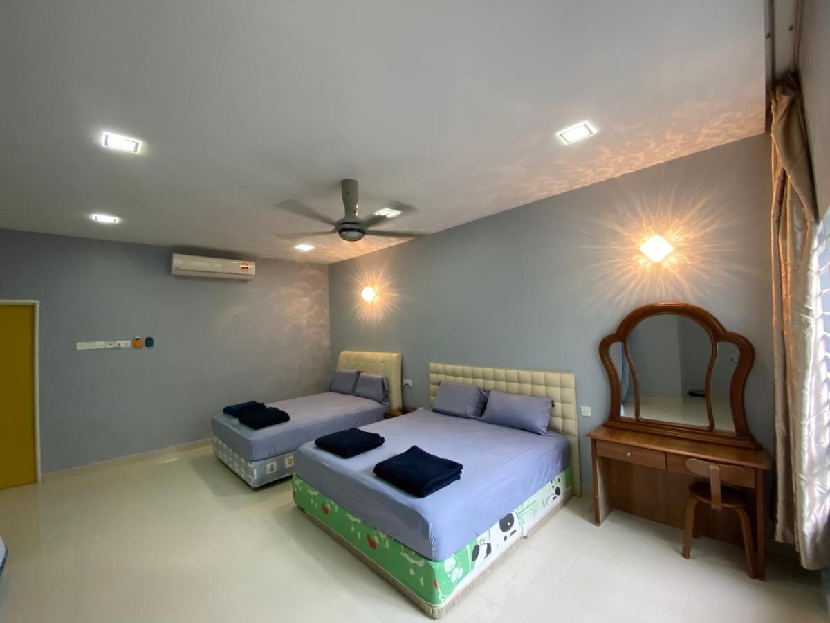 Entire Residential Home•Jia Residences Bkt Serdang沙登温暖的家 スリ・カンバンガン エクステリア 写真